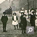 Thumbnail linking to popup window